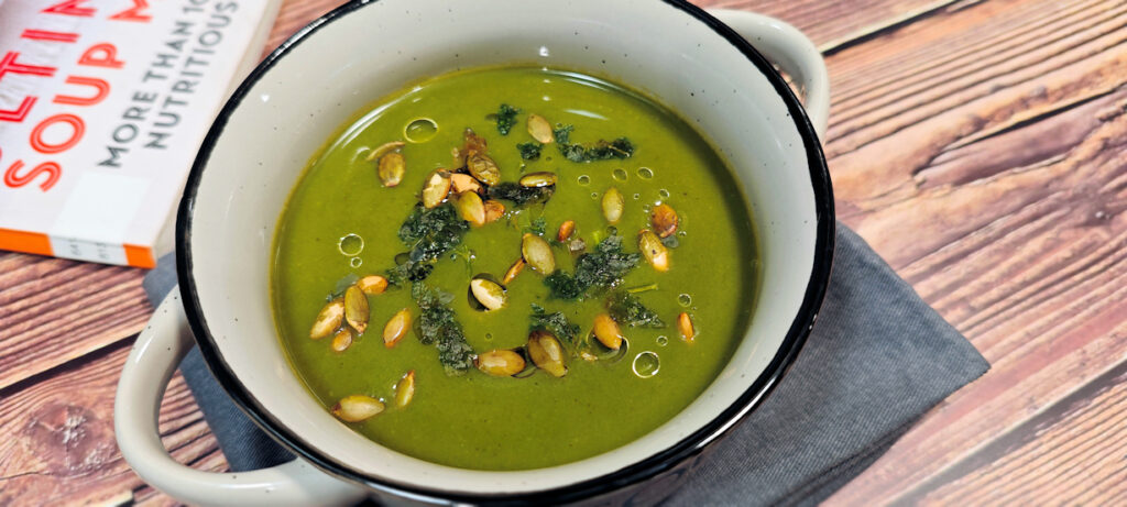 Пикантна супа с тиква и спанак